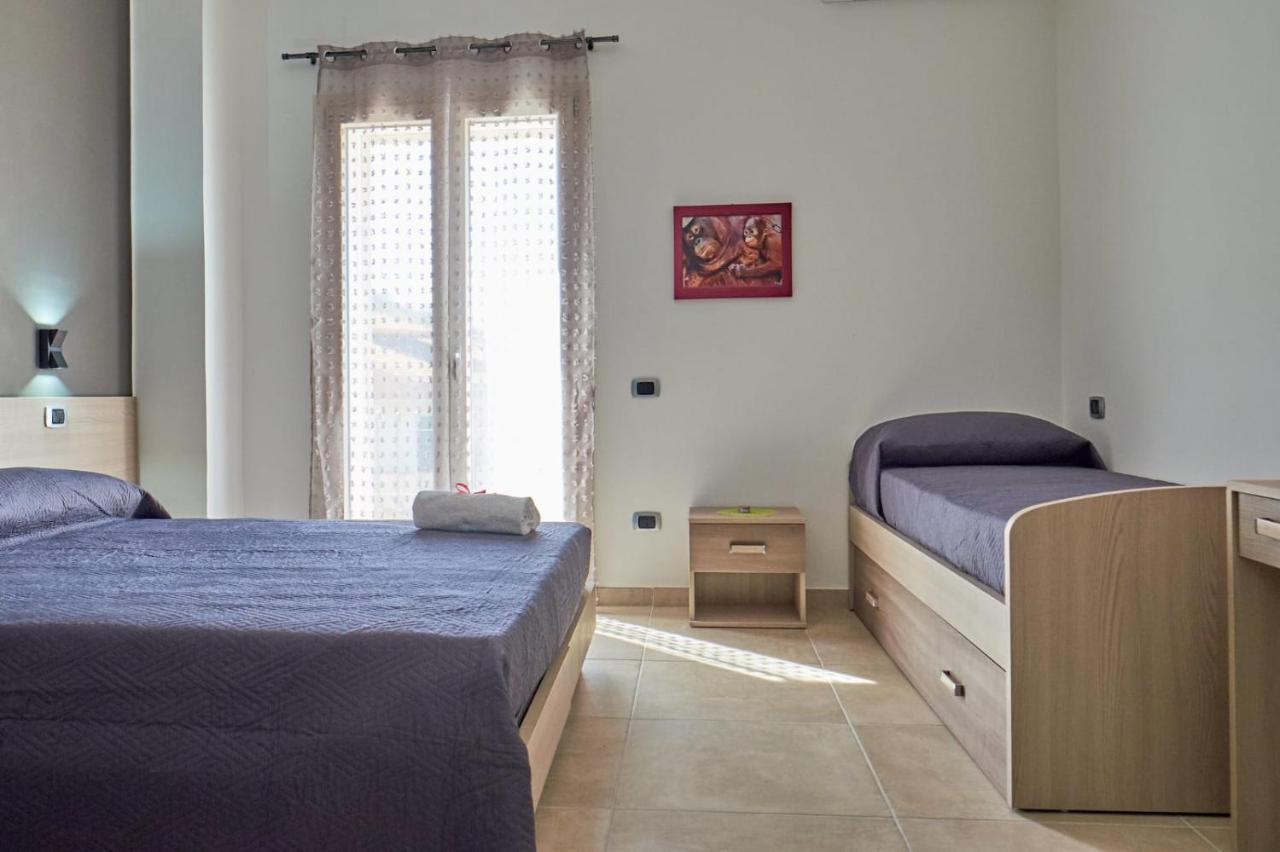Bouganville House - Casa Vacanze Triparni Экстерьер фото