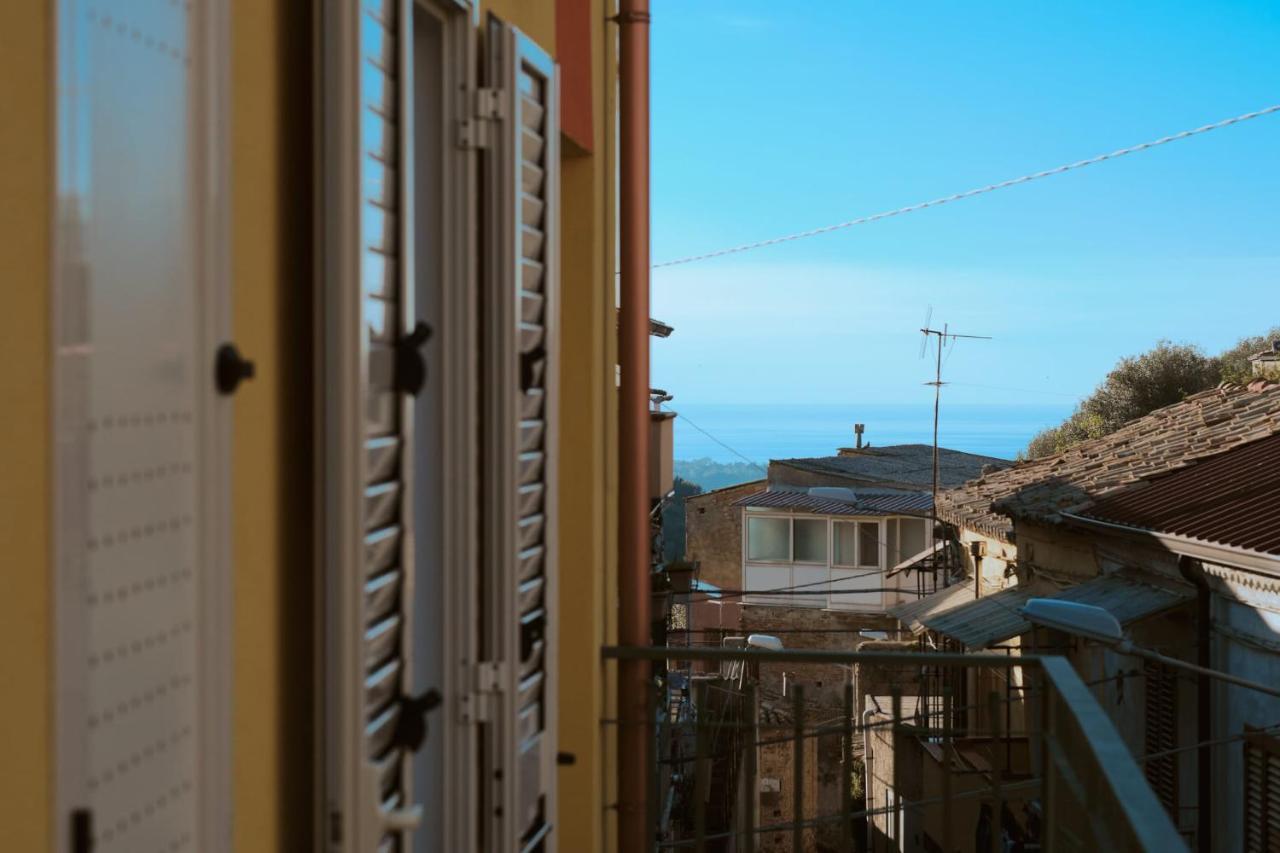 Bouganville House - Casa Vacanze Triparni Экстерьер фото