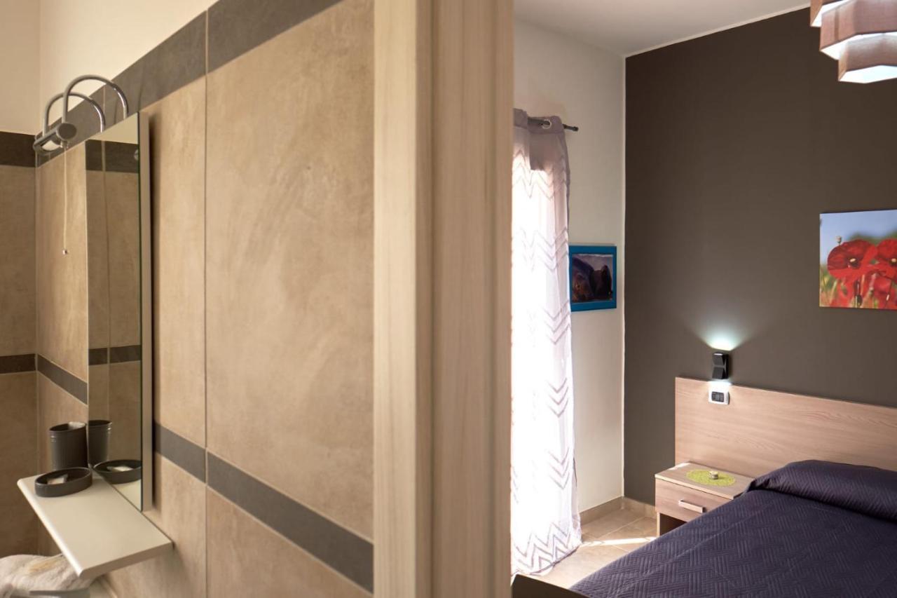 Bouganville House - Casa Vacanze Triparni Экстерьер фото